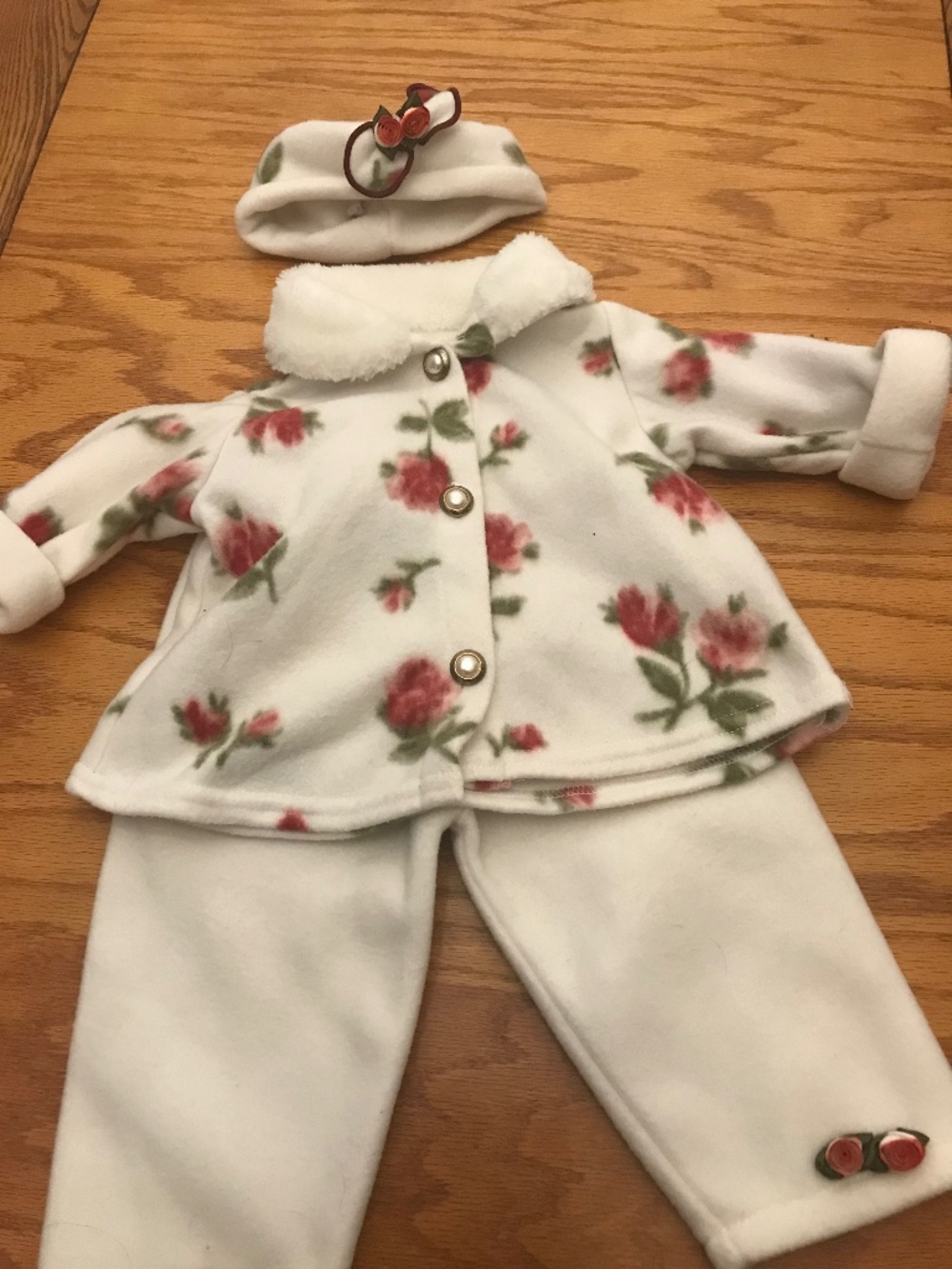 FLORAL PINK/CREAM FLEECE OUTFIT SIZE 12 MONTHS